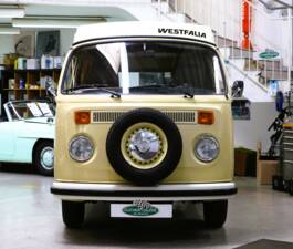 Afbeelding 2/36 van Volkswagen T2b Westfalia (1974)