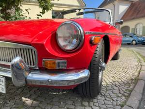 Image 12/81 de MG MGB (1976)