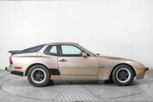 Afbeelding 10/50 van Porsche 944 (1983)