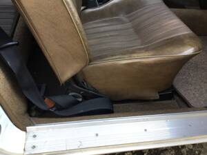 Image 24/83 of Volkswagen Karmann Ghia 1500 (1969)