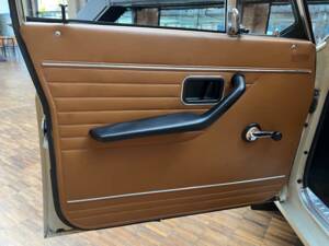 Image 15/35 of Volvo P 145 (1968)