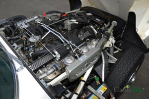 Bild 45/50 von Jaguar E-Type V12 (2+2) (1971)