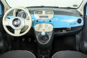 Image 7/50 of FIAT 500 C (2013)