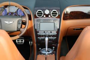 Image 35/50 of Bentley Continental GTC (2007)