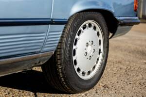 Image 26/47 of Mercedes-Benz 300 SL (1987)
