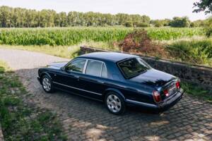 Image 7/24 of Bentley Arnage Red Label (2000)