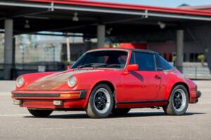 Image 2/10 de Porsche 911 SC 3.0 (1979)