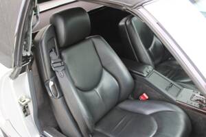 Image 45/50 of Mercedes-Benz SL 320 (2001)