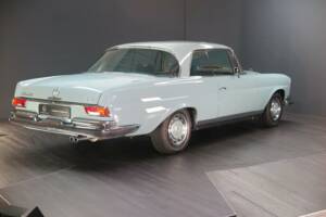 Bild 2/30 von Mercedes-Benz 280 SE 3,5 (1971)