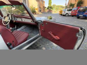 Bild 38/97 von Mercedes-Benz 280 SL (1969)