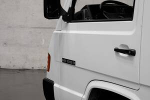 Immagine 37/43 di Mercedes-Benz MB 100 D lang (1993)
