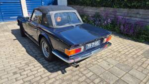 Image 13/100 of Triumph TR 6 PI (1971)