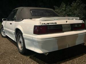 Bild 7/8 von Ford Mustang III (1989)