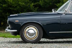 Bild 11/37 von Lancia Flaminia GTL 2.8 3C Touring (1964)
