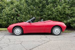 Image 2/26 of Alfa Romeo GTV 1.8 Twin Spark (1999)