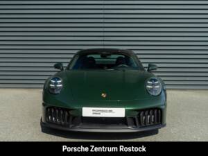 Obraz 32/33 pojazdu Porsche 911 Carrera GTS (1900)