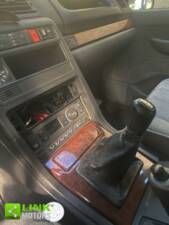 Imagen 24/37 de Land Rover Range Rover 2.5 DT (1997)