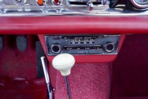 Image 17/50 of Mercedes-Benz 300 SL Roadster (1959)