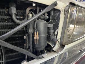 Bild 63/99 von Mercedes-Benz 500 SLC (1981)