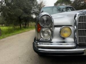 Imagen 15/42 de Mercedes-Benz 250 SE (1967)
