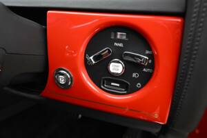 Image 35/50 of Rolls-Royce Phantom VII (2016)