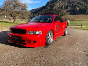 Bild 5/8 von Audi A4 1.8 T (1997)