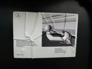 Image 14/34 de Mercedes-Benz 190 E 1.8 (1991)