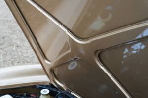 Image 19/50 of Volvo 1800 E (1972)