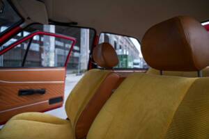 Afbeelding 25/41 van Audi 80 S/LS (1976)