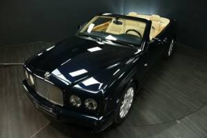 Image 34/49 de Bentley Azure (2006)