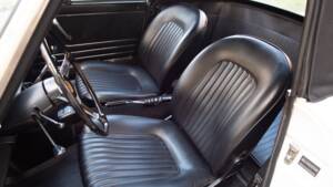 Image 22/50 de Alfa Romeo 1600 Spider Duetto (1967)