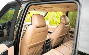 Imagen 32/67 de Land Rover Range Rover V8 Supercharged (2012)