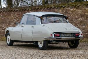 Afbeelding 2/50 van Citroën D Spécial (1971)