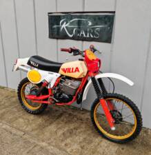 Image 4/10 of Villa DUMMY (1980)