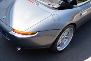Image 15/32 of BMW Z8 (2001)