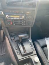 Bild 5/10 von BMW 325i (1990)