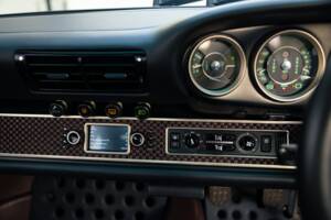 Image 18/32 of Porsche 911 Singer (2023)