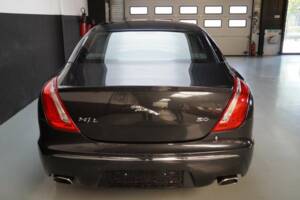 Image 5/32 of Jaguar XJ 5.0 (2011)