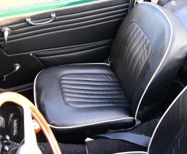 Image 27/50 of Triumph TR 4 (1965)