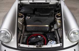 Image 39/41 de Porsche 911 Carrera 2 (1992)