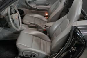 Bild 2/30 von Porsche 911 Carrera (2002)