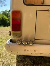 Bild 28/51 von Volkswagen T2a Kombi (1971)