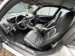 Bild 16/17 von Porsche 911 Carrera 4 (1999)