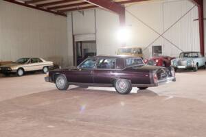 Image 16/58 of Cadillac Brougham Elegance (1988)