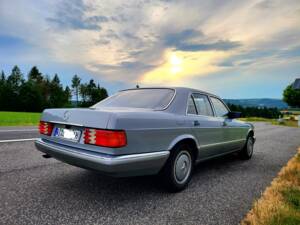 Bild 3/12 von Mercedes-Benz 300 SE (1986)