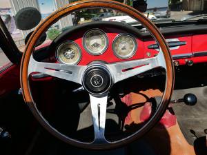 Image 5/16 of Alfa Romeo Giulietta Spider (1961)
