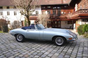 Afbeelding 5/15 van Jaguar E-Type (1968)