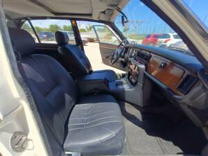 Image 39/50 of Jaguar XJ6 3.2 Sovereign (1983)