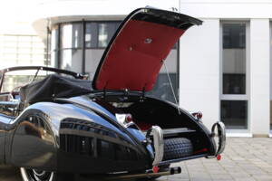 Image 19/40 de Jaguar XK 120 DHC (1953)