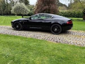 Afbeelding 9/30 van Aston Martin DB 9 (2007)